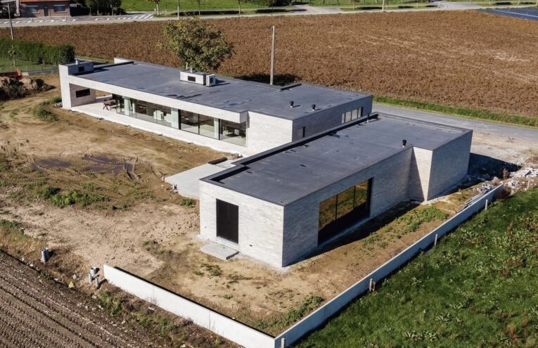 Étanchéité d'une plateforme de maison réalisée par un spécialiste dans le Nord de la France