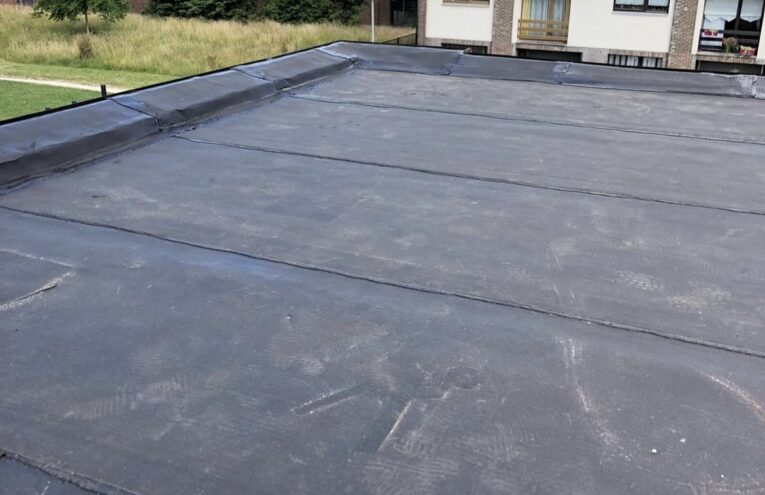 Étanchéité de plateforme avec lanterneau réalisée dans le Nord de la France